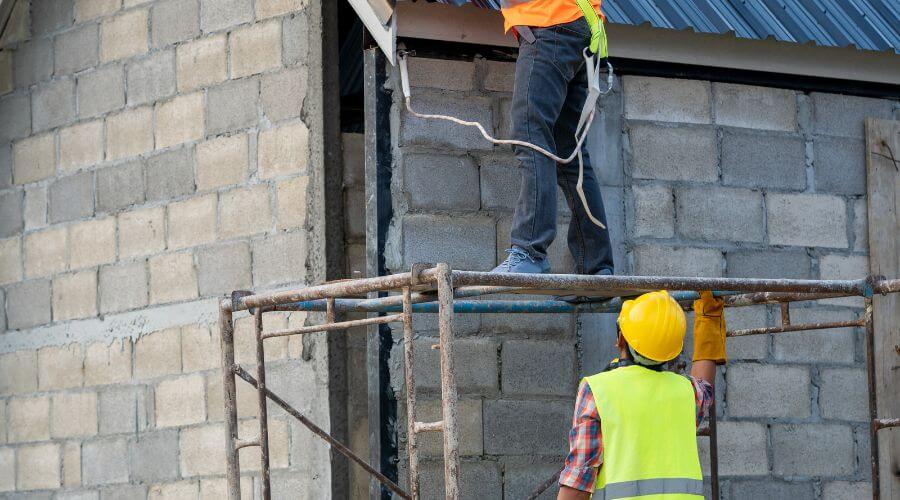 Expert top industrial roofings services in Garden City, KS